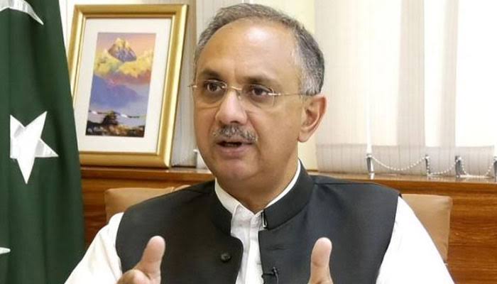عمر ایوب کو شیر پاکستان نے وزارت عظمی کا امیدوار منتخب کیا ہے....
شیر پاکستان کا فیصلہ تو سبکو قبول ہو گا۔ 
لیکن آپ کیا کہیں گے اس پر...