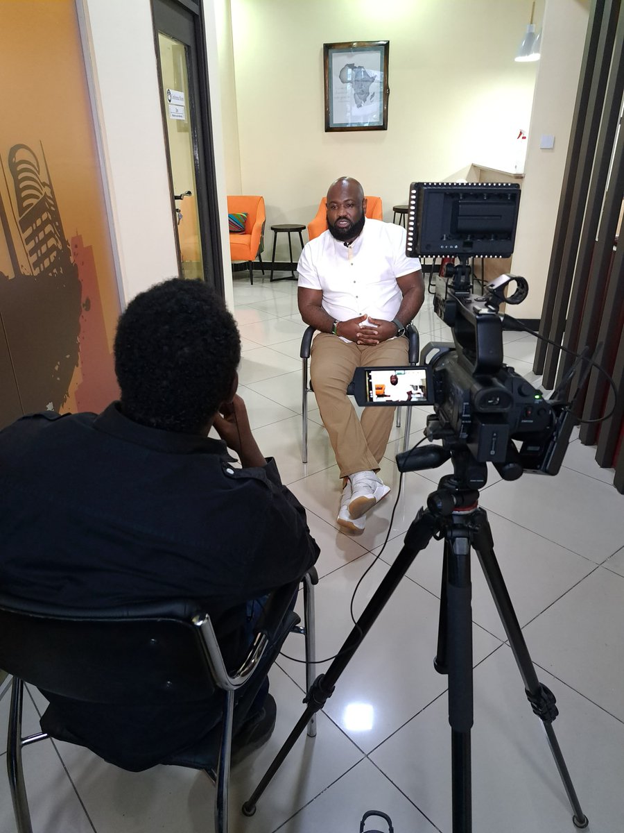 TAG_Kenya's tweet photo. Voice of America (VoA) is doing a piece on the impact of AI on the marketing and creative industry in Kenya. Together with Woodrow's Head of East and Southern Africa, David Karega and our Creative, Digital and Production Lead, Simon Mwanzia shared their views on the topic. https://t.co/DKKfx9nKc9