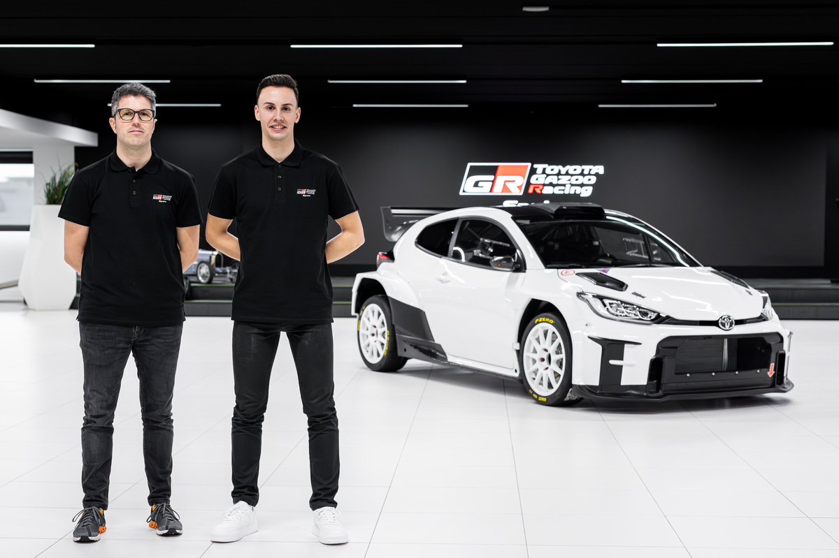 PeAChapaRacing's tweet photo. Lo que era un secreto a voces, se acaba confirmando. Alejandro Cachón - Borja Rozada se unen a Teo Martin  Motorsport, y disputarán el S-CER a bordo de un Toyota GRYaris Rally2. 

Más madera para el SCER 🔥🔥🔥

Toda la información 👇

https://t.co/wXG1ZKW7cz https://t.co/6i3mt1YNLO