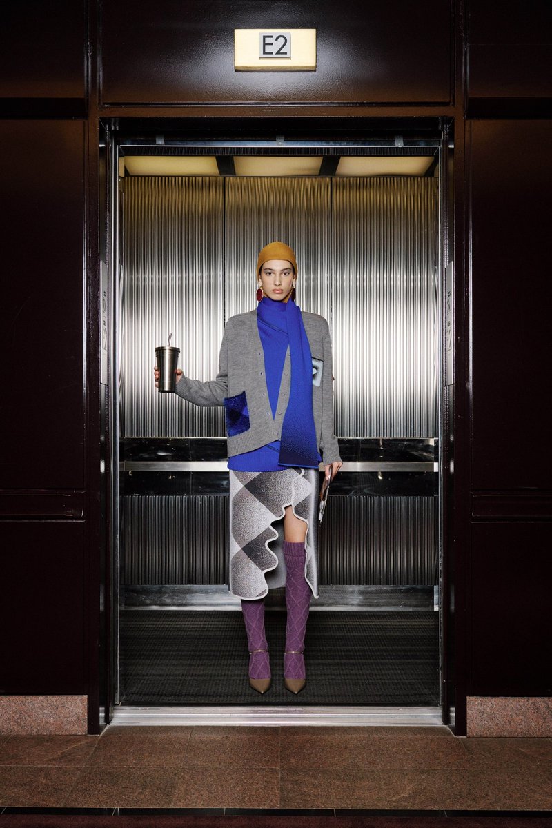 kendam_com's tweet image. PH5 Fall Winter 2024-2025 collection lookbook presented at New York Fashion Week FW24 kendam.com/news/lookbooks…

#PH5 #FW24 #AW24 #Runway #NewYork #FashionWeek #NYFW #Kendam