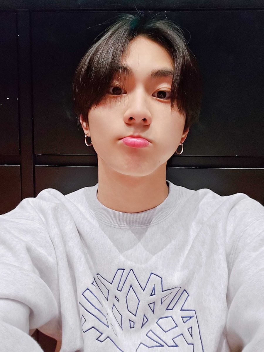 enhypenweverse's tweet image. [ #정원’s Post ] 240215

#JUNGWON: I closed my eyes but I'm just posting it kekeke 

@ENHYPEN_members @ENHYPEN #ENHYPEN #엔하이픈