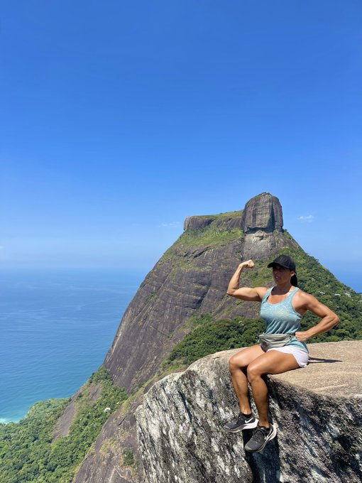 Rio de Janeiro 🇧🇷 Known for its breathtaking natural settings (beautiful beaches, mountains, water falls