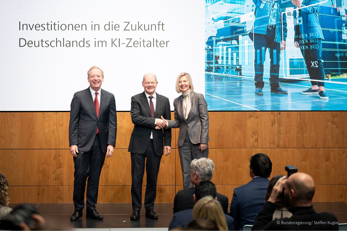 Deutschland ist attraktiv: Microsoft investiert mehr als 3 Milliarden Euro in Rechenzentren, fördert den Strukturwandel im Rheinischen Revier und stärkt uns als KI-Standort. So kommen wir mit der Modernisierung unserer Wirtschaft voran.