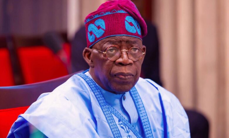 Imranmuhdz's tweet photo. BREAKING: President Tinubu has ordered the Security Agencies to closely monitor and examine the occurrences of food hoarding throughout the nation. https://t.co/OoxGHsZJXS