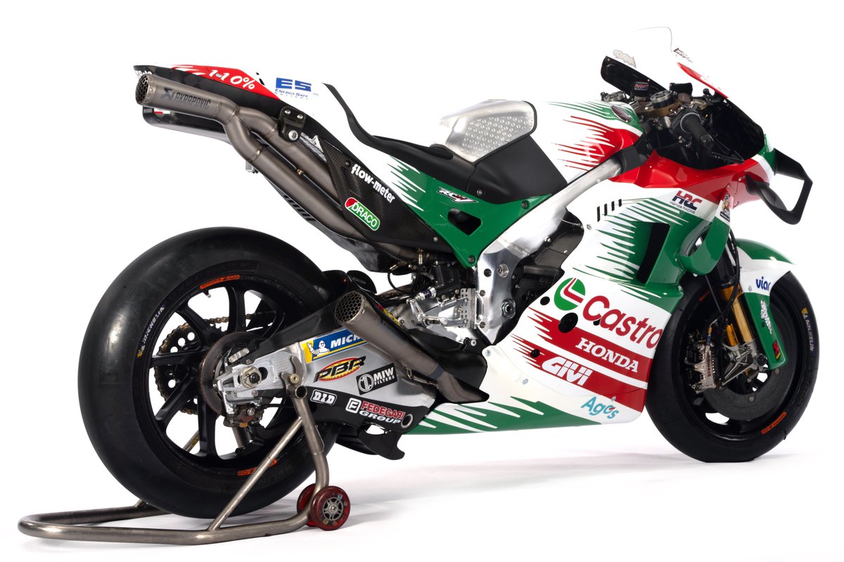 CanalplusMotoGP's tweet photo. 🎨 Les nouvelles couleurs de Johann Zarco !

LCR a dévoilé ce matin la monture du Français, on valide ? 🥰 https://t.co/hed83x8Tq6