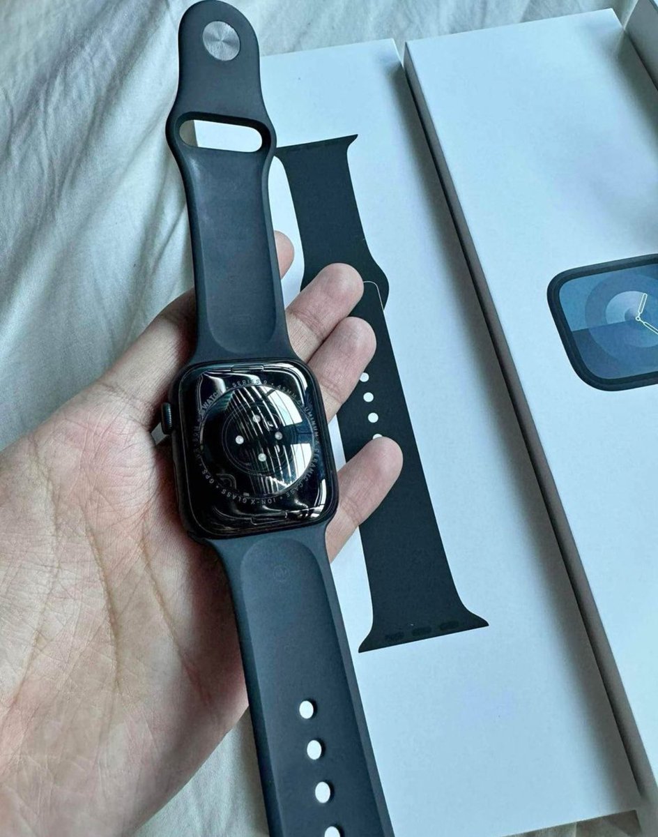 podtechph's tweet image. Apple Watch Series 9 for only 1,999php instead of 2,500php ‼️ FEBRUARY SALE ‼️ get yours now ✨ limited stock only 

✔️ colors available: black, silver, rose gold
✔️ complete accessories with charger 
✔️ sealed / brandnew

🚚 we ship nationwide
dm to avail