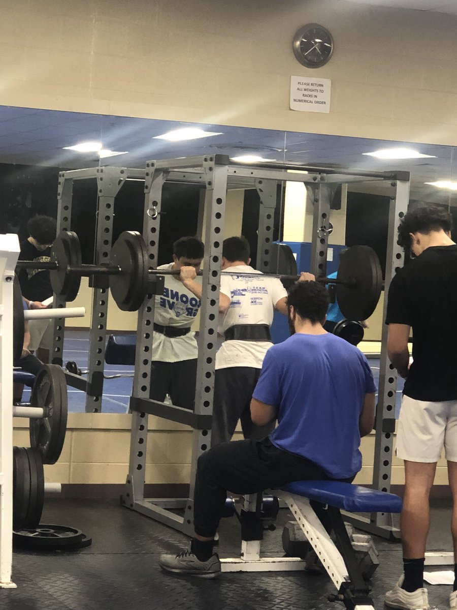 FootballBoone's tweet image. Over 15+ kids all week every morning at 6:00am!!💪🏼🐺

#ContinueTheProcess