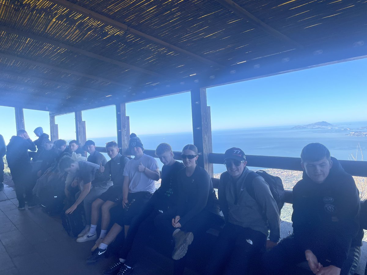 Adran Daearyddiaeth YGG tweet media