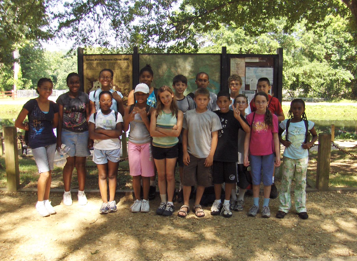 hthawks's tweet photo. A little #TBT to start your day. Summer Camp 2008! Recognize anyone in this picture? #HawkPride #TheBestYou #summercamp #HTAlumniSpotlight #IYKYK https://t.co/oEDmW1i3vL