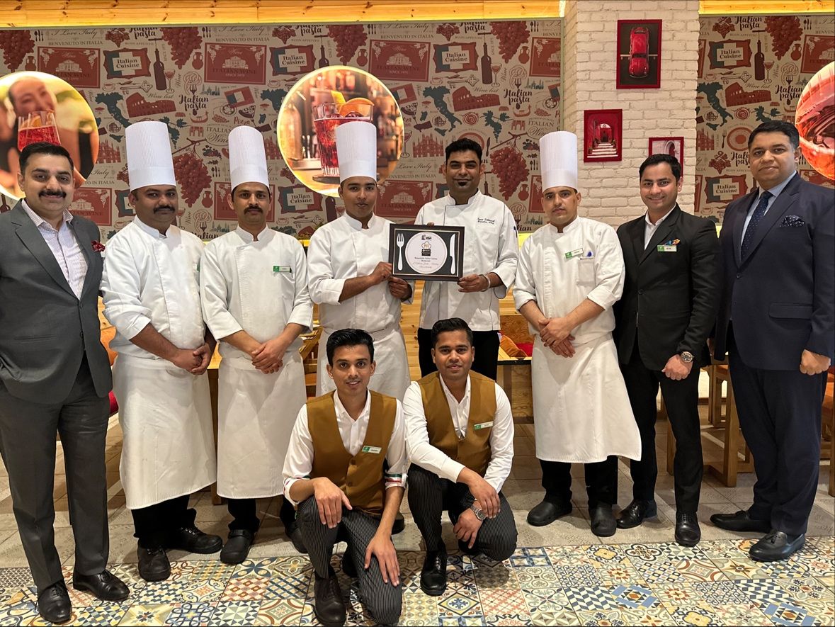 HolidayInnDelhi's tweet photo. Thrilled to announce that L'Osteria Bella at @HolidayInnDelhi has been honored with the 'Remarkable Italian Cuisine Restaurant' recognition by @HindustanTimes City Foodies Hall of Fame 2024! 🏆
@IHGhotels https://t.co/J9jZUjPf1j