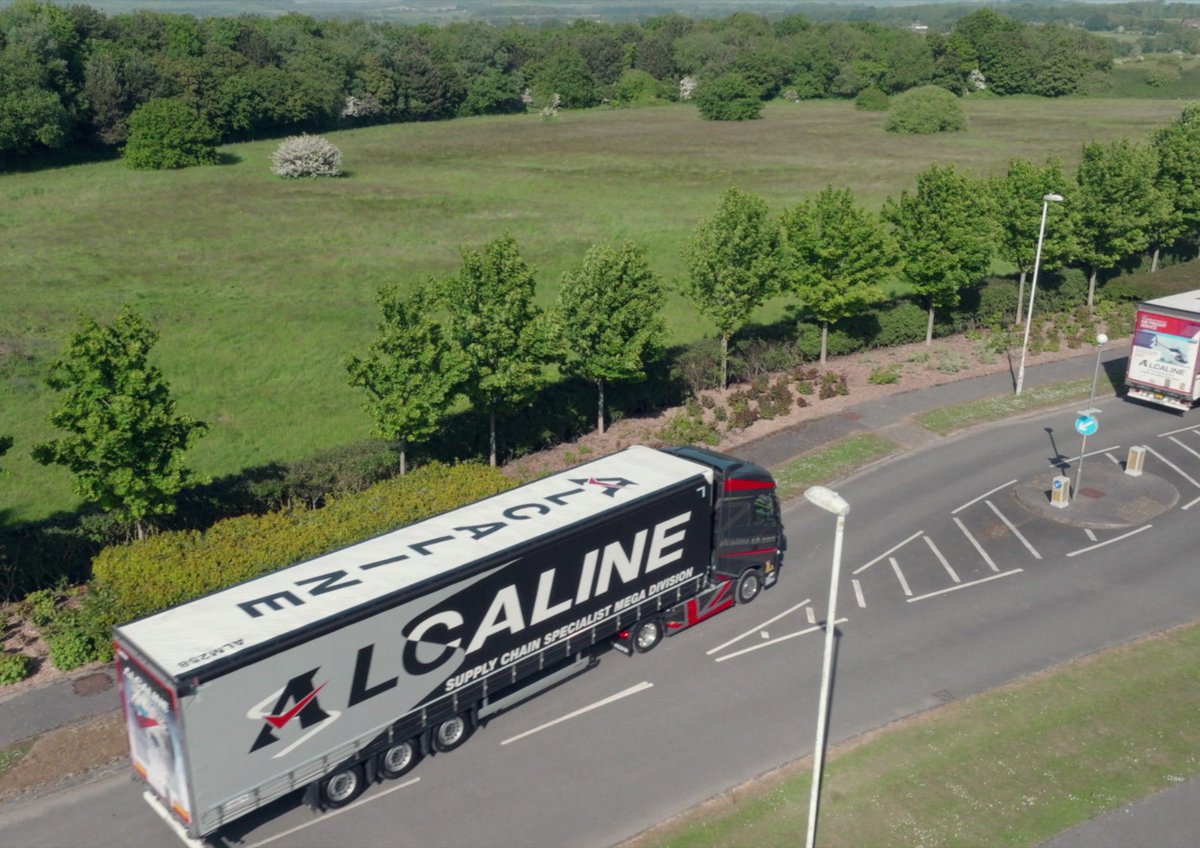 Throwback Thursday ✨ 
Let us know in the comments which is your favourite old or new? 🚛