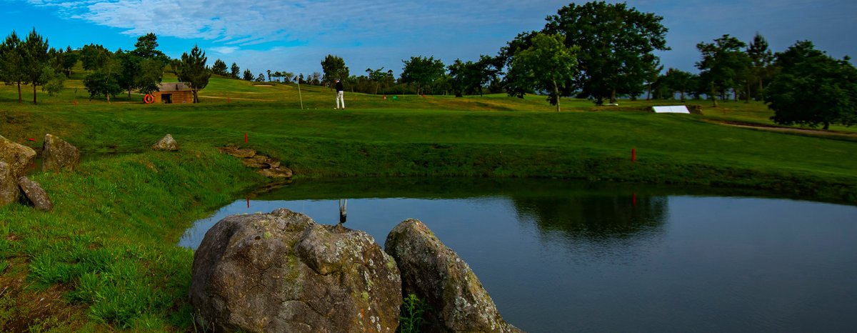 Consulta los horarios de salida de la 1ª jornada del I Puntuable Zonal Galicia - Pdo. de Asturias que se celebra este fin de semana en el <a href="/aeroclubstgo/">Aeroclub Santiago</a> así como los de la prueba benjamín.
Zonal:golfdirecto.com/micro/game/658…
Benjamín:golfdirecto.com/micro/game/658…
<a href="/fgpasturias/">Fede Golf Asturias</a> #golfgallego