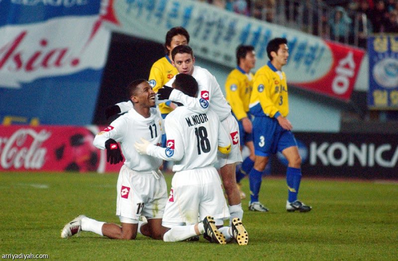 Messi6_'s tweet image. ابيض وشتاء واسيا كل شي حولني يذكرني بشي💛