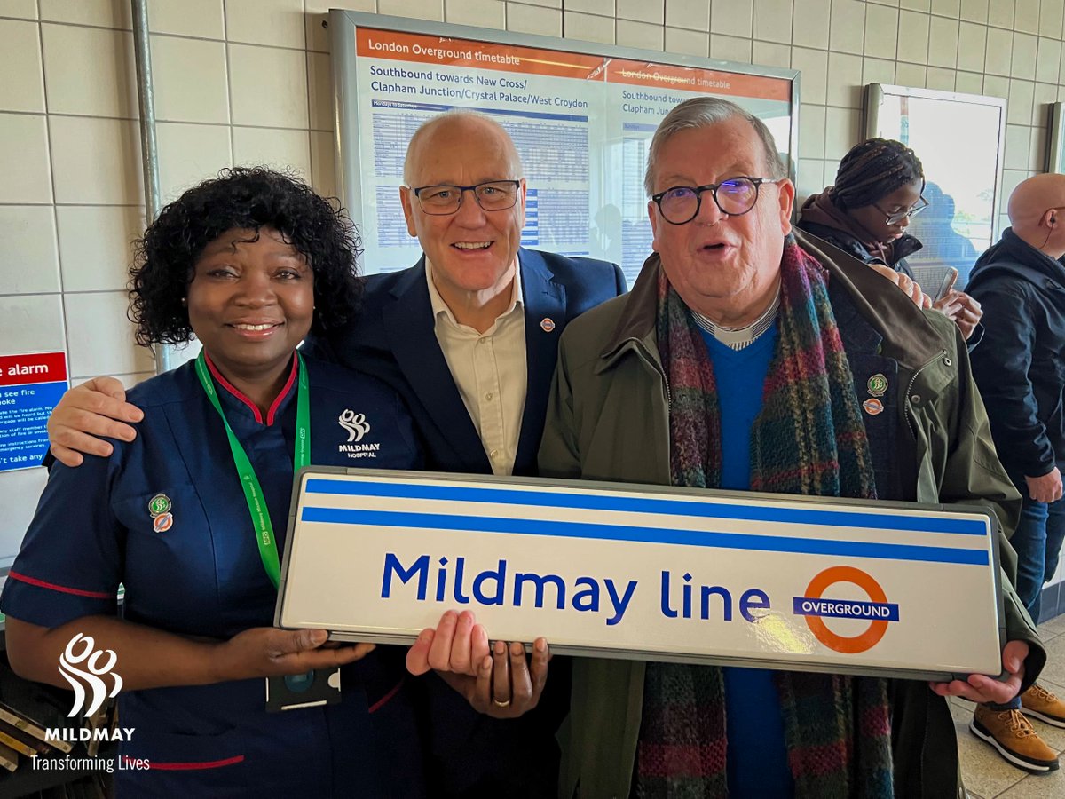 MildmayUK's tweet image. Lead Clinical Nurse Comfort, CEO Geoff, and Chair of Trustees John proudly display the new Mildmay line sign at the official launch at Highbury &amp;amp; Islington this morning.

#Mildmayline #MildmayMissionHospital