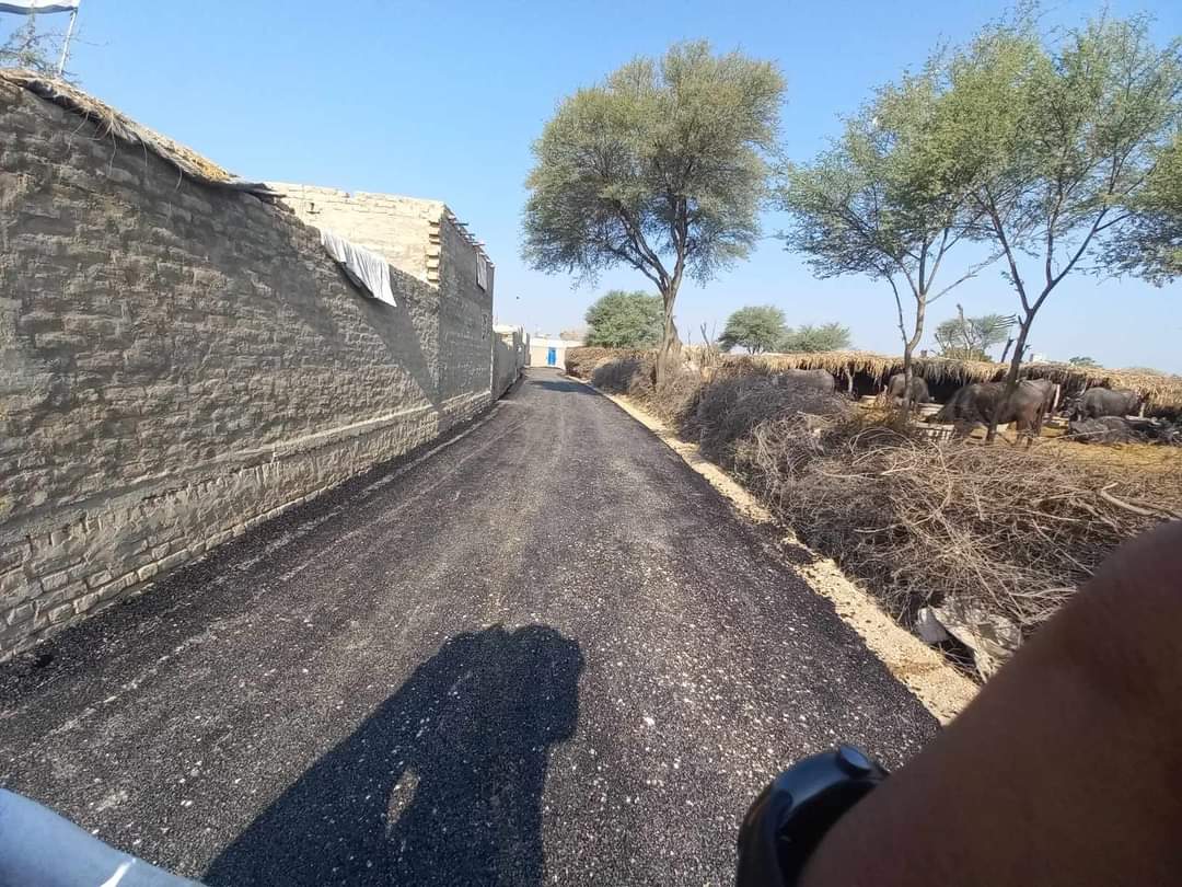 bhattijani1's tweet photo. Construction Work of Carpet Roads is in Progress at Village Nim Lyar Uc 78. By MPA @sharjeelinam Sb .in his Constituency #Ps61 Special Thanks To MPA @sharjeelinam Sb &amp; Young PPP Leader @rawalsharjeel Sb For Doing Hard Work For The Betterment Of People's #DevelopmentInPS61 https://t.co/gc3nVGCizR