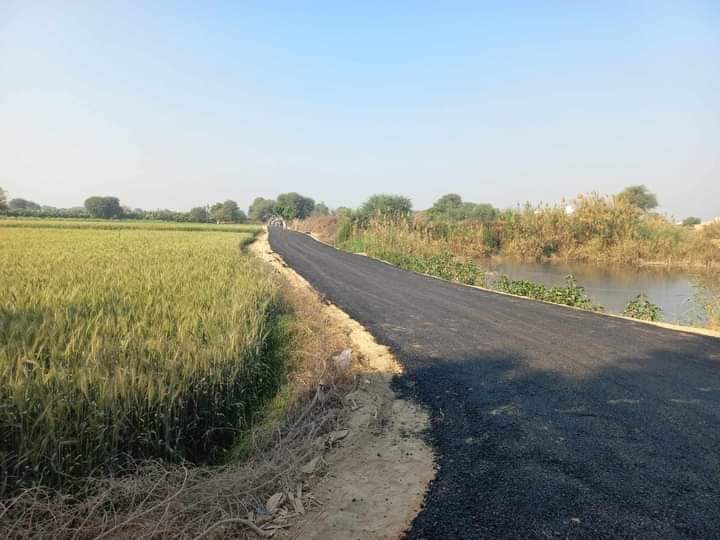 bhattijani1's tweet photo. Construction Work of Carpet Roads is in Progress at Village Nim Lyar Uc 78. By MPA @sharjeelinam Sb .in his Constituency #Ps61 Special Thanks To MPA @sharjeelinam Sb &amp; Young PPP Leader @rawalsharjeel Sb For Doing Hard Work For The Betterment Of People's #DevelopmentInPS61 https://t.co/gc3nVGCizR
