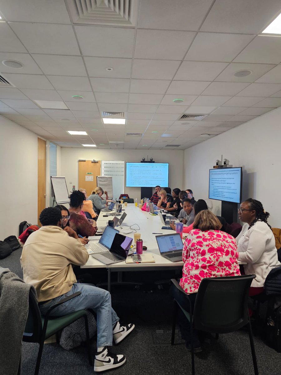 Busy day for the CQI Team yesterday! Final session for a cohort of QI Practitioners, Foundation training for Preceptorship nurses and attending the GKT medical student QI event. All building QI capability here at DGT to improve our outcomes, experience and safety 🥰🥰