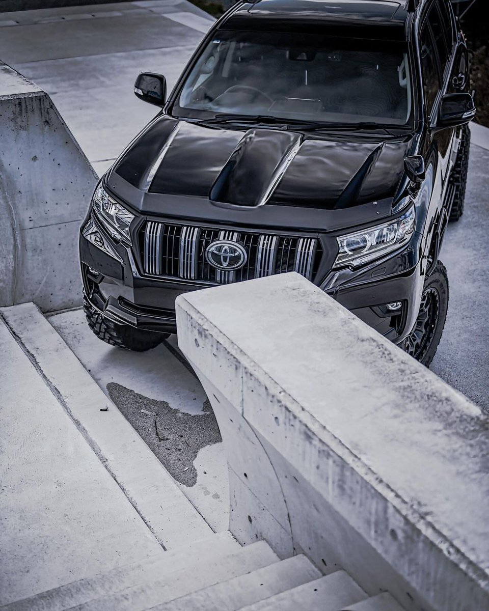 温泉にハマりました♨️

#プラド #プラド150 #プラドのある生活 #車好きな人と繋がりたい #プラド150後期