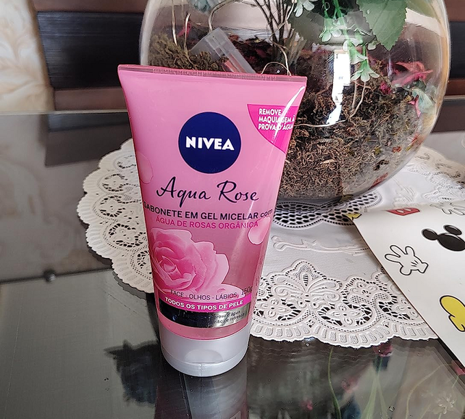 NIVEA Sabonete Facial em Gel Aqua Rose 150ml