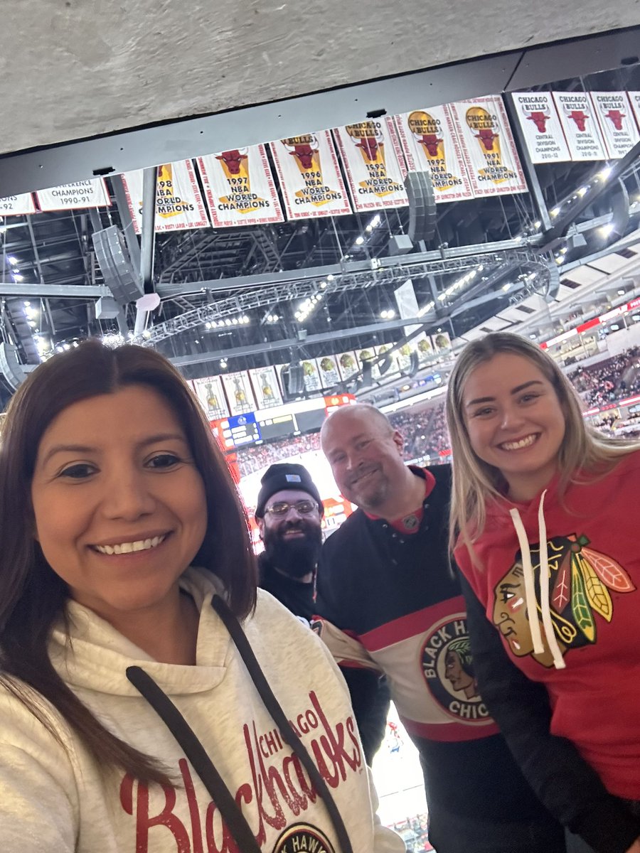 แฉแชแฐแฉ ๐ฑ (@alma_mich7) on Twitter photo I had the opportunity to be in Chicago for the past few days, celebrating the Q4 top performing team, Express Chicago/NW Indiana ๐ <a href="/WinstonAwadzi/">Winston Awadzi</a> <a href="/LizMorelos3/">Liz Morelos</a> <a href="/SamuelStewart22/">Samuel Stewart</a> Thank you for your continued partnership! #NumeroUno #AssurantProud #CentralEast <a href="/AlVasquez14/">Al Vasquez</a> <a href="/5GReyes/">Gary Reyes</a> I had the opportunity to be in Chicago for the past few days, celebrating the Q4 top performing team, Express Chicago/NW Indiana ๐ <a href="/WinstonAwadzi/">Winston Awadzi</a> <a href="/LizMorelos3/">Liz Morelos</a> <a href="/SamuelStewart22/">Samuel Stewart</a> Thank you for your continued partnership! #NumeroUno #AssurantProud #CentralEast <a href="/AlVasquez14/">Al Vasquez</a> <a href="/5GReyes/">Gary Reyes</a>