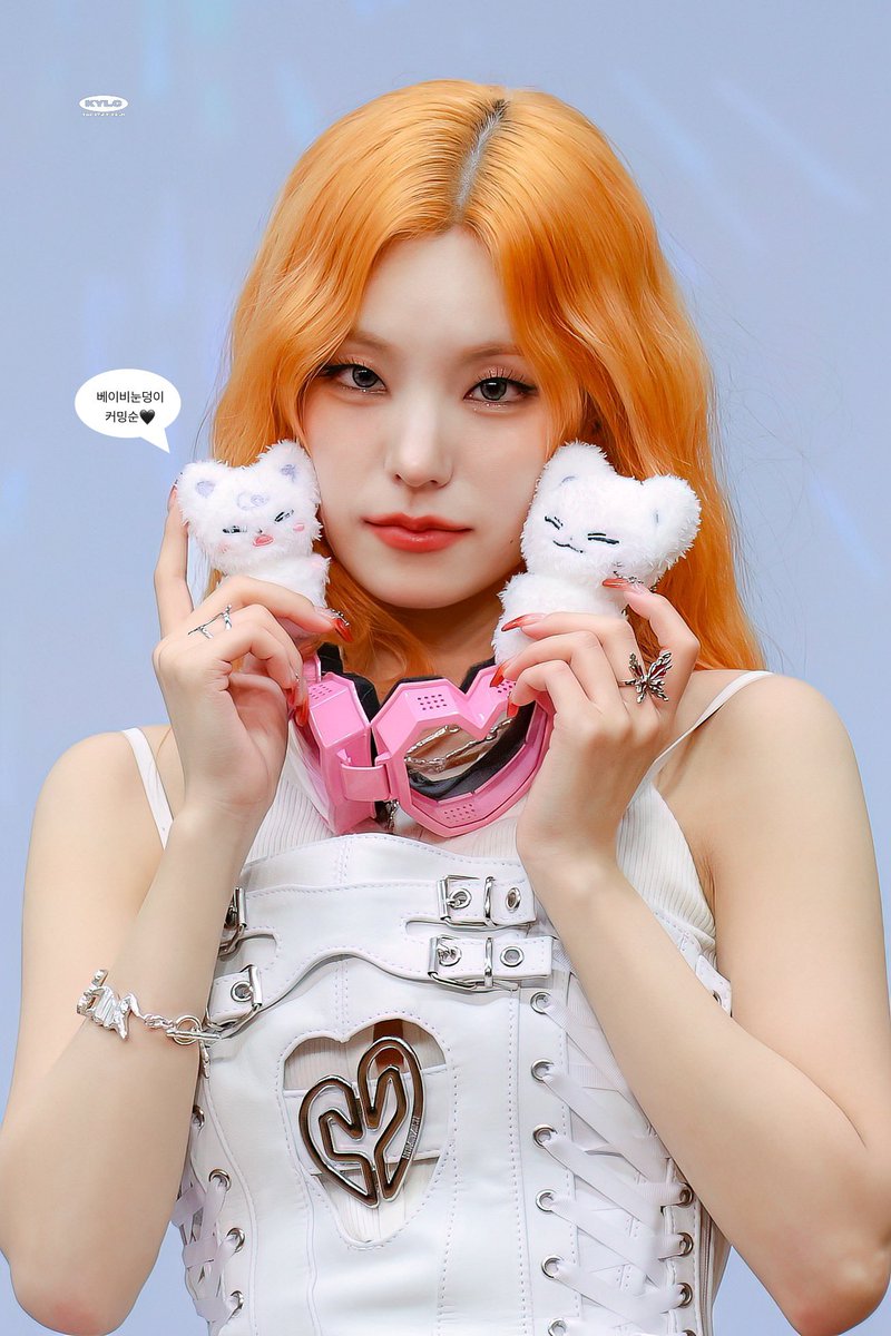 𝖢𝗈𝗆𝗂𝗇𝗀 𝗌𝗈𝗈𝗇.. 🍼🍼

#눈덩봤덩 #ITZY #예지