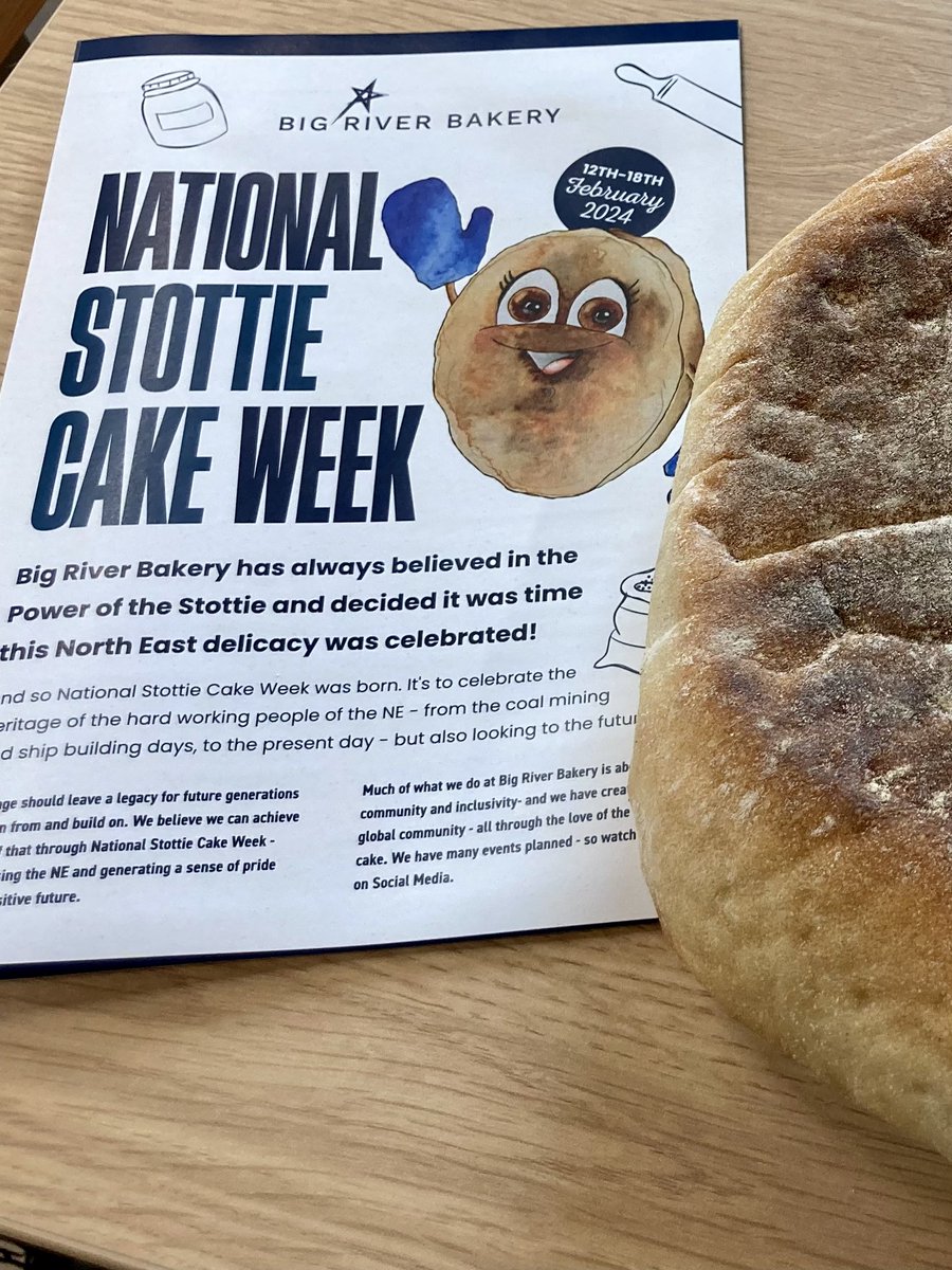 Absolutely love a stottie, so got mine from @bigriverne at @OneStrawberryLn as soon as they’d set up stall for the second day 🙂#NationalStottieCakeWeek