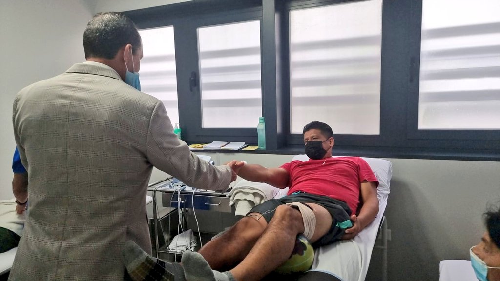 IESS_Manabi's tweet photo. #IESSteInforma | El director provincial del @IESS_Manabi recorrió el Hospital Manta para verificar los servicios que reciben los asegurados y los programas: 

🕺💃🏼 Ejercítate y Embellécete por tu Salud
👏 Risoterapia
🎷Musicoterapia
👩🏻‍💻La Hora del Afiliado
 🏥Medicina Continua https://t.co/S2WHXzg3pI