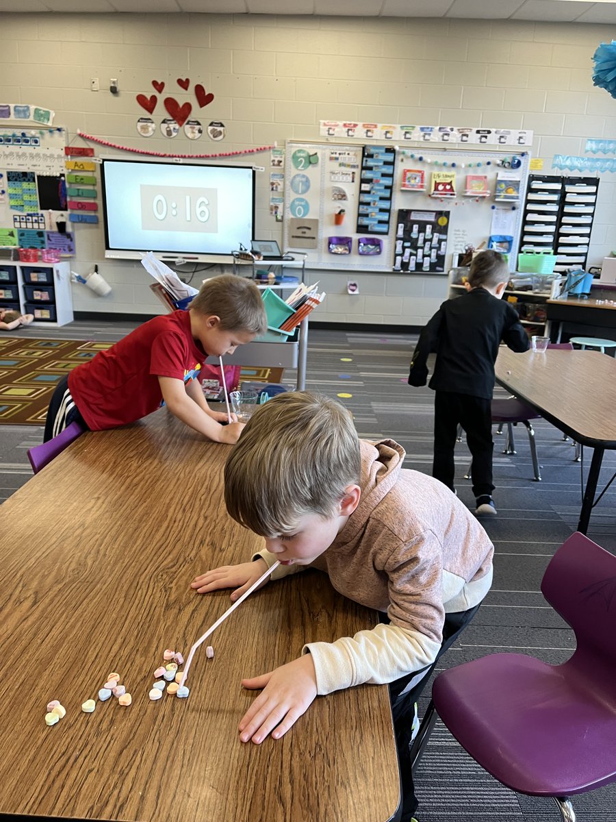 ElementaryPI's tweet photo. Kindergarteners played Valentine "Minute to Win it" games yesterday. https://t.co/cTAWz73FoR