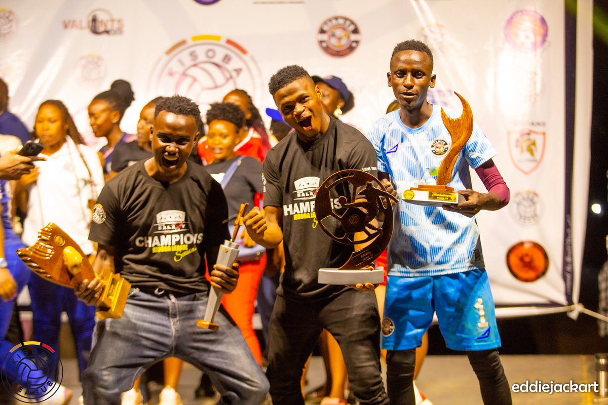 KISOBALeague's tweet photo. #TBT- Throwback to when Kampala closed shop for the greatest alumni event in the land. The #KLSnIIGrandFinale.
πΈ: @EddieJackArt
#KLSnIII #TuzeBwera https://t.co/Iu1j2pMIWf
