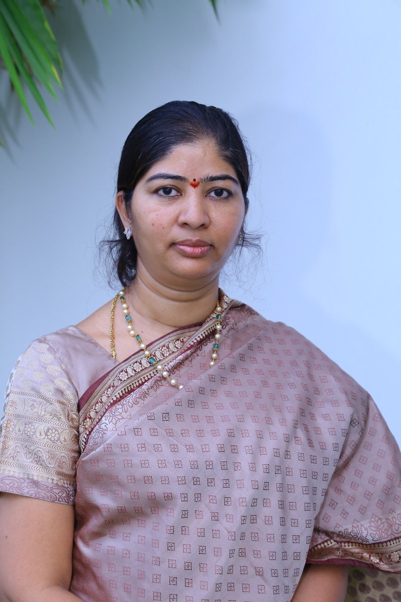 patnamsuneetha's tweet photo. Excited to announce my decision to join @INCTelangana under the leadership of CM Revanth Reddy garu for the reconstruction of Telangana. Join me tomorrow at 01.00 PM at Gandhi Bhavan as we take this step towards a better future for our state in the esteemed presence of Congress Party State Incharge Deepa Dasmunshi garu accompanied by other respected leaders and our committed cadre..Together, let's build a stronger Telangana.  

#CongressForTelangana #TelanganaCongress #Telangana 

@Congress4TS