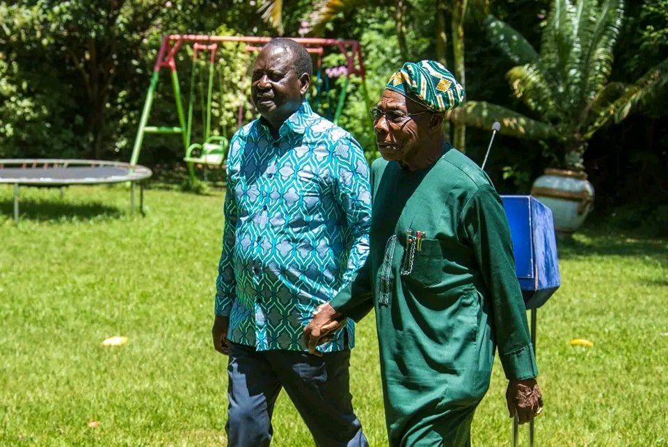 Ammar_Kassim8's tweet photo. AU Chairperson.
This is a seat we will take saa kumi na mbili asubui.

Huko AU hakuna Jose Carmago, people will see dust I swear https://t.co/Cv0cGELYQJ