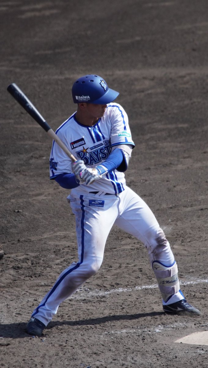 neokick620's tweet photo. 松尾汐恩選手、プロ1軍初安打！！
現地観戦致しました。
記念すべき打席でめちゃくちゃ良い写真が撮れて、達成感に浸っております☺️ https://t.co/uiEzx9ZgDC