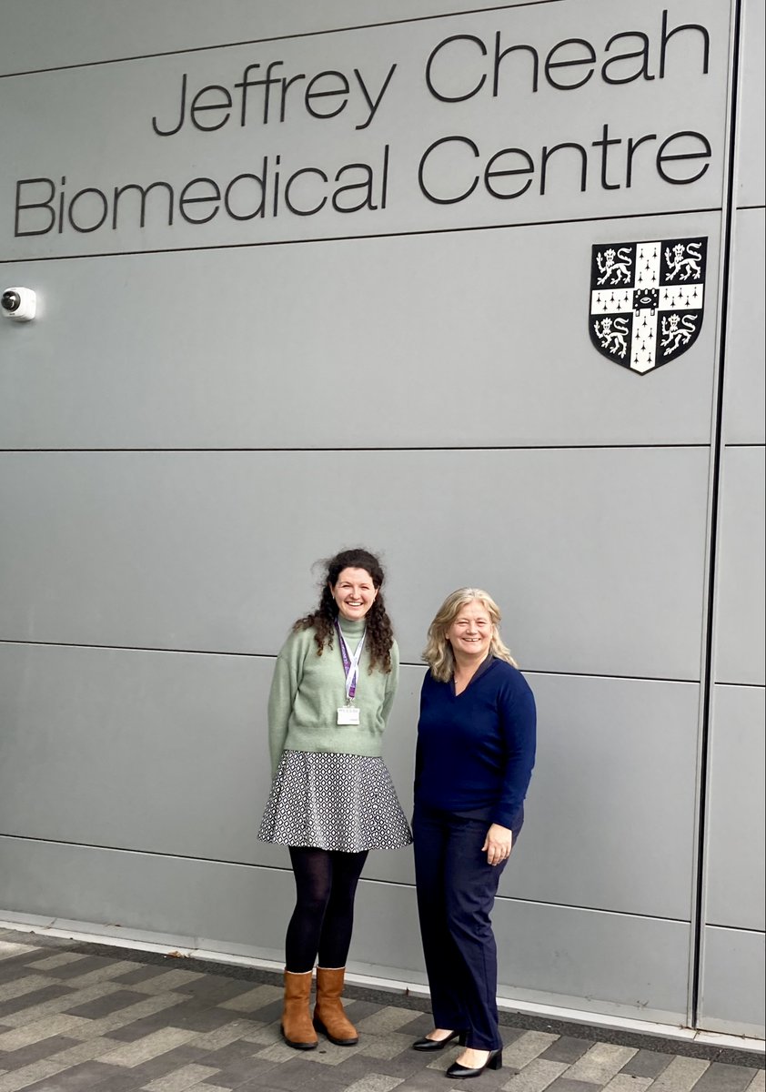 Today is #InternationalChildhoodCancerDay. Fittingly, yesterday we had the pleasure of meeting Lucy Jones, CEO of @NeuroblastomaAU, for a visit to @Philpott_Lab @SCICambridge. (1/2)