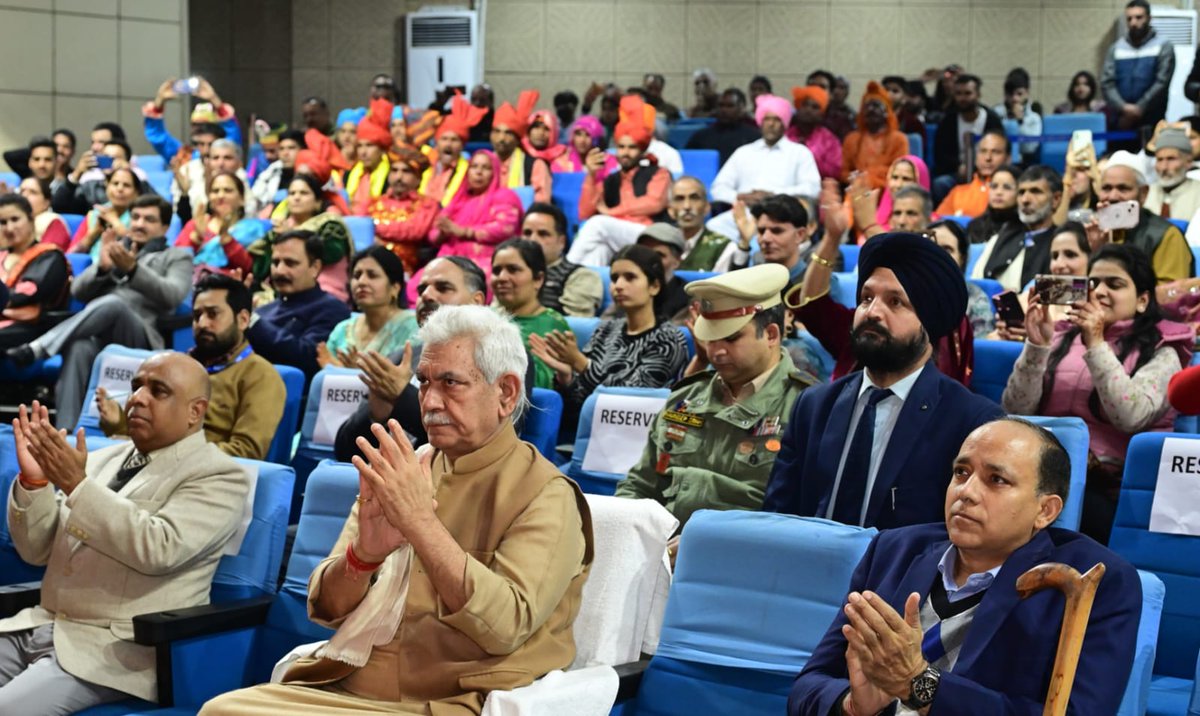 diprjk's tweet photo. #ViksitBharatViksitJammuKashmir
LG Sh.@manojsinha_ inaugurated the 'New J&K-New Hope' cultural festival at Abhinav Theatre today. The two-day festival, organized by All J&K Folk Artists' Association, JKAACL, & Sangeet Natak Akademi, will showcase the rich musical heritage and folk art legacy of the Jammu Kashmir Union Territory.
@PMOIndia @HMOIndia
@MoRD_GoI @mopr_goi
@MinOfCultureGoI @HSVB2047
@MIB_India @OfficeOfLGJandK
@PIB_India @DDNewslive 
@airnewsalerts @PIBSrinagar 
@CBCJammuKashmir