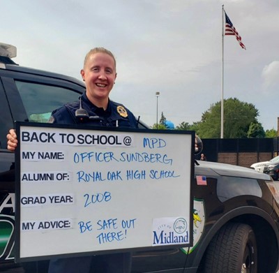MidlandPS's tweet image. In honor of School Resource Officer Appreciation Day today, we would like to thank our MPS SRO's: Jose DeLeon, Ryan Baxter, Gunner Wright, and Morgan Sundberg!

#schoolsafety #SchoolResourceOfficers #Midlandpublicschools