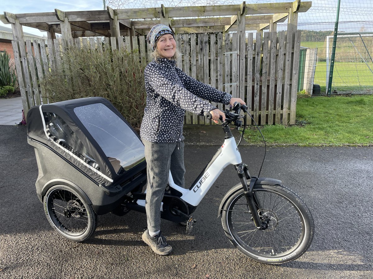 MalvernHills_DC's tweet image. We have been at Malvern Vale Community Centre this morning talking to residents about #bikemarking and trying out an e-bike!  🚲

Our next event will be at 9.30am-11am tomorrow (16 Feb) at The Octagon Centre. Visit malvernhills.gov.uk/community-safe… for more #activetravel #communitysafety