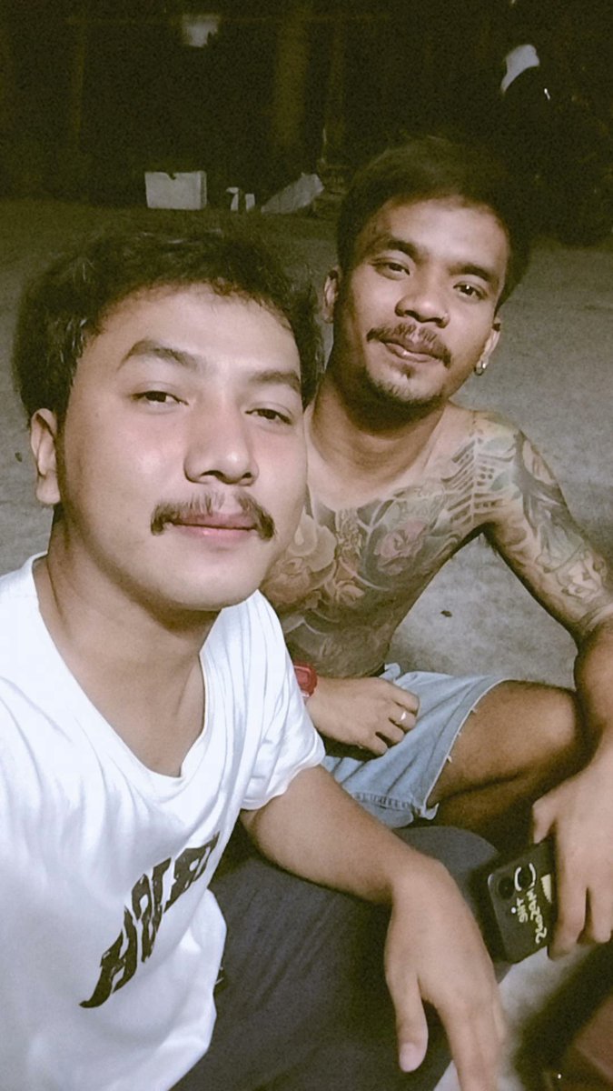 JSWP40's tweet image. ...สวัสดีลพบุรี  คืนนี้ไปเที่ยวไหนกันดีครับผม สามสองอยากถามสี่ โสดแพคคู่ฮะ...#ลพบุรีแอบแซ่บ #ลพบุรี