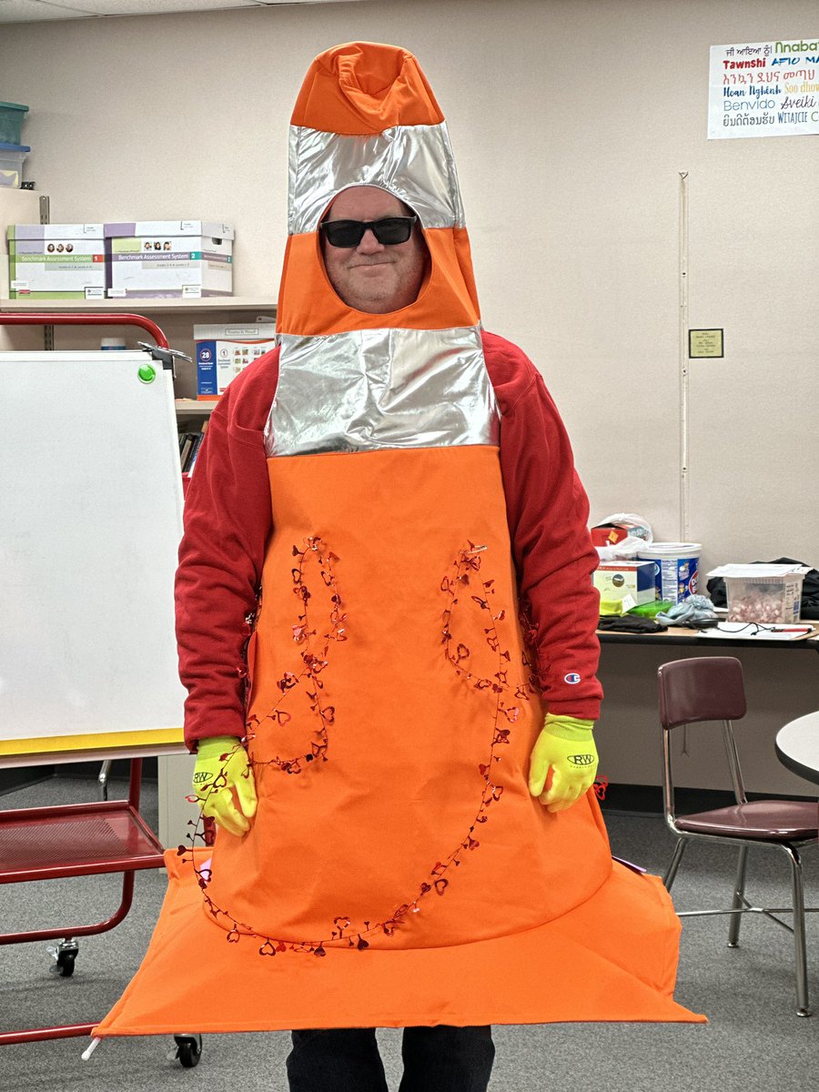 What started out as his Halloween costume for crosswalk duty has now turned into a holiday themed tradition! What would we do without Mr. Erixon’s humor in our building!? 😂 @BlackElkEagles @MillardPS