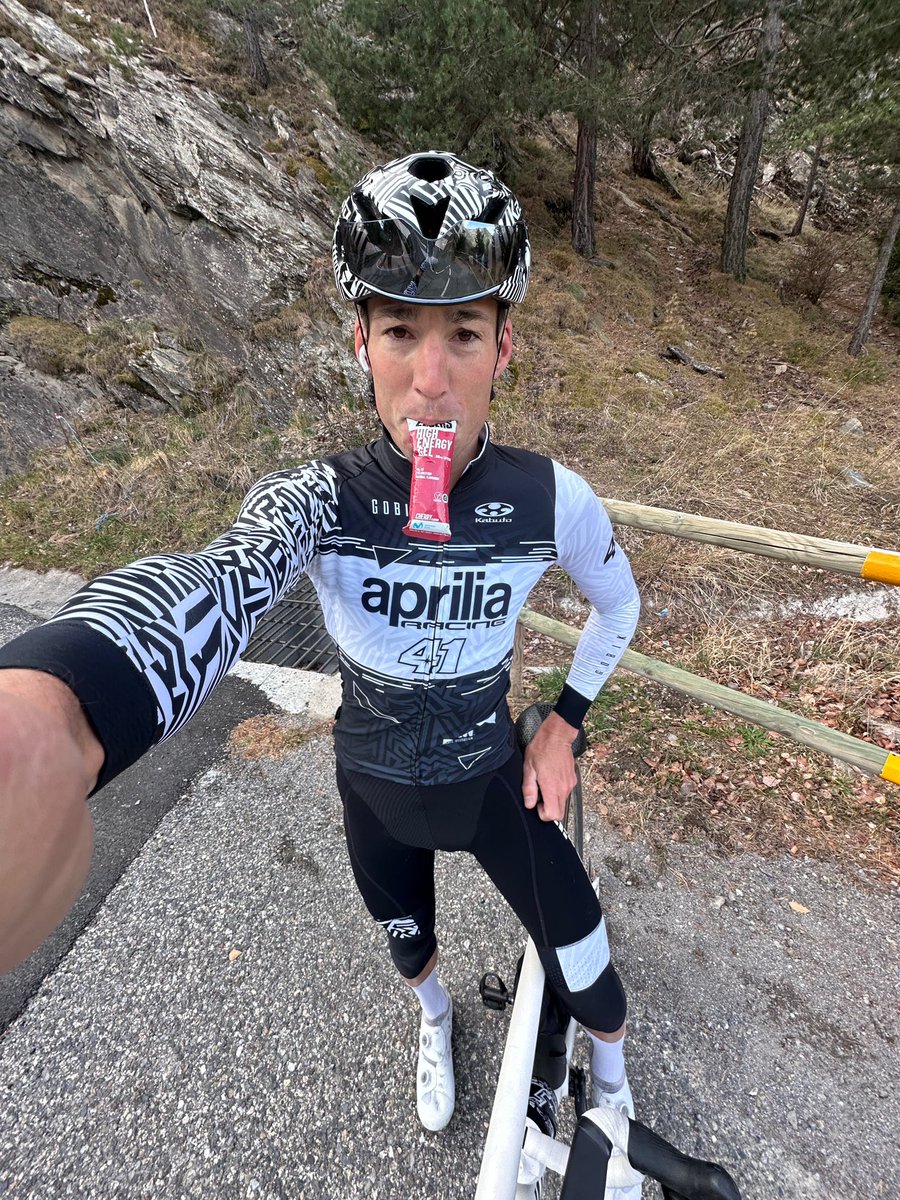 AleixEspargaro's tweet image. Buenas noches... 😮‍💨