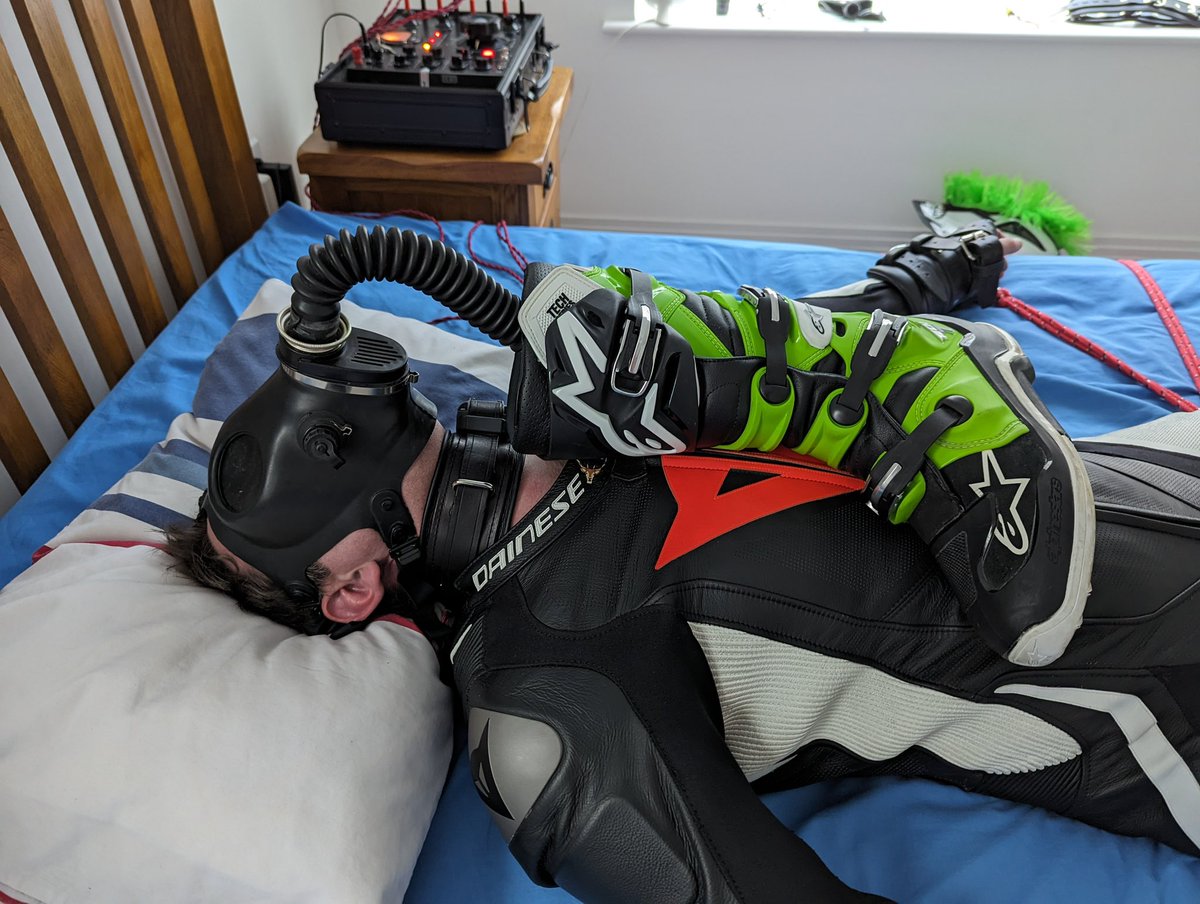 Visiting <a href="/BashBiker/">Bash</a> recently, making sure I’m sufficiently relaxed and secured so I can’t escape the torment to ensue!🥵 (video to follow ⚡️⚡️)