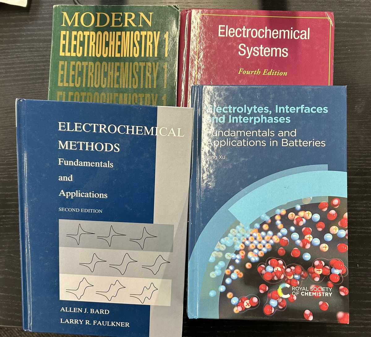 Gravitational Lens tweet media