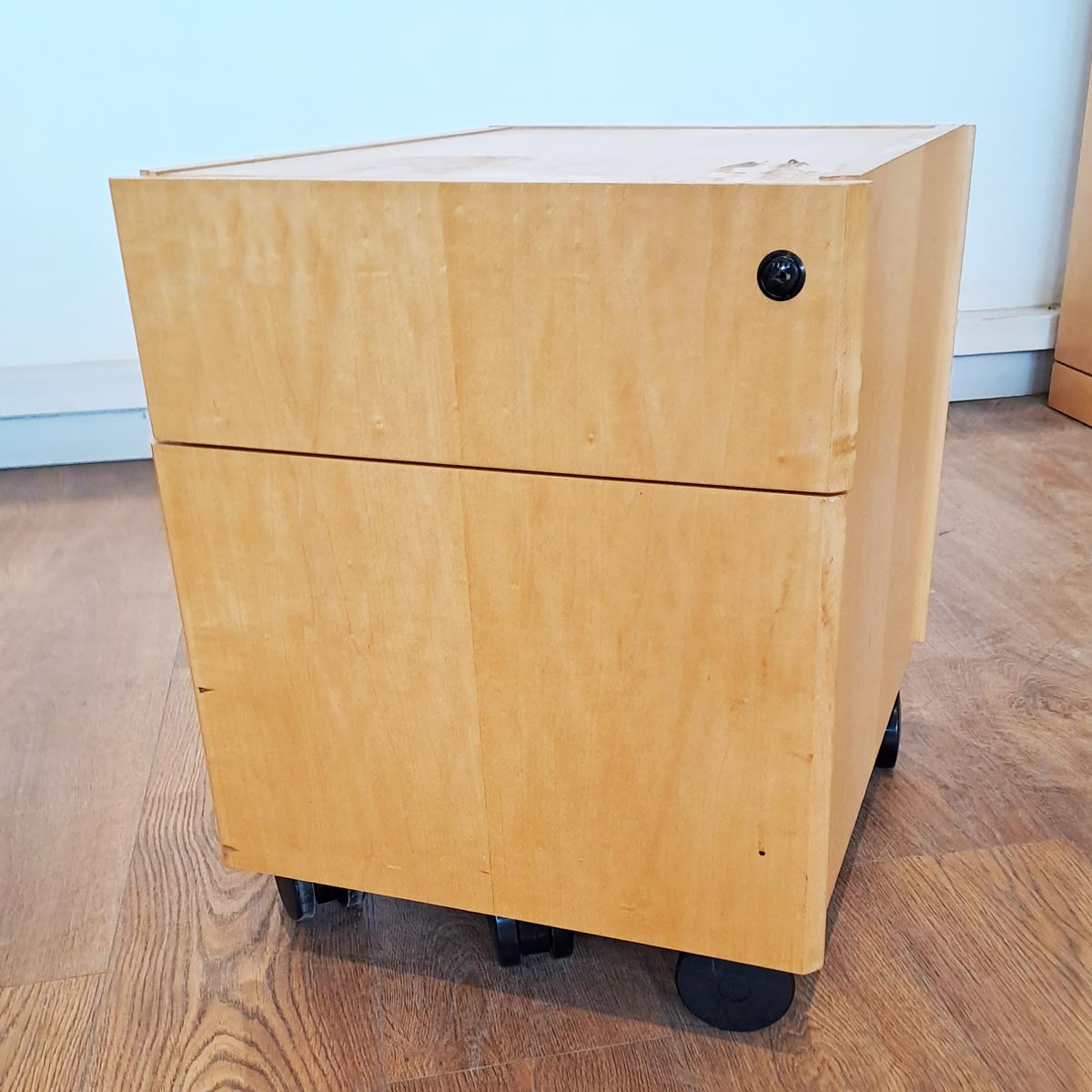 Can you provide a good home (or office) for this quality, second-hand, almost free #OfficeFurniture? 
We have a stock to give away for a small donation/admin fee.  
T. 087 103 8187 
Collection or delivery options. 
#reuse, #recycle  #upcycle #socent