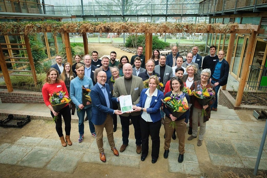FloriPEFCR officieel erkend door Europese Commissie dlvr.it/T2nXNR Floranews.com #sierteelt #nieuws #floriculture