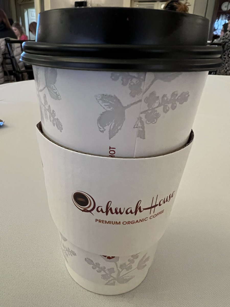 LHendersonReads's tweet image. Getting my day in Dearborn started right! Presenting at Wayne RESA maker summit today! @MakersResa #OneTroyMedia #MakerCenteredLearning