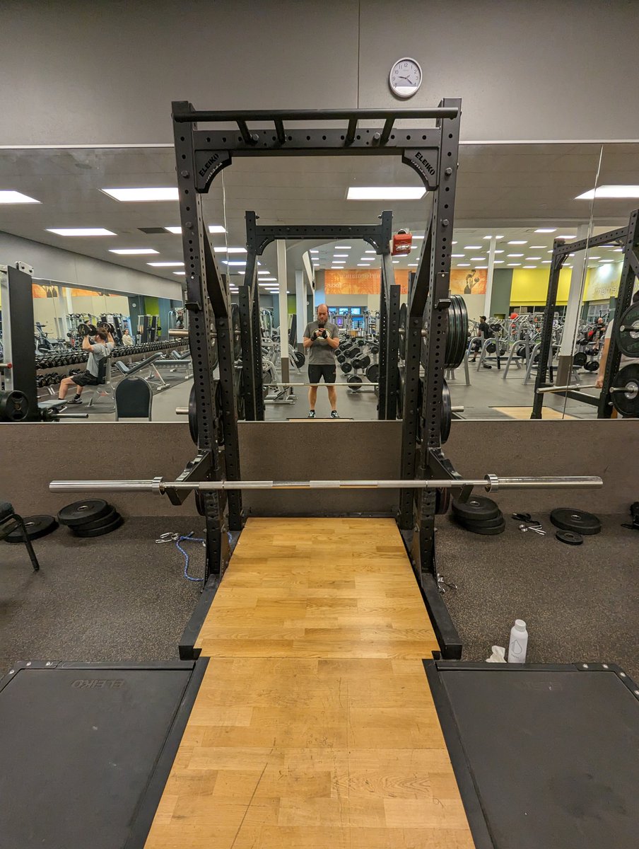 Worst part about being out of the gym for 4.5 months, starting from Zero again. The best part? New PRs are coming. #wehackhealth