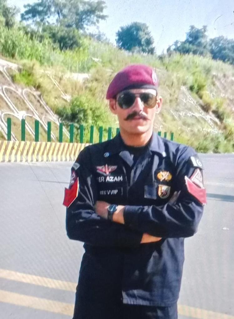 zarrar_11PK's tweet photo. ATS Policeman Sher Azam martyred in targeted attack by unidentified gunmen in Haripur. https://t.co/JDqmny1ThS