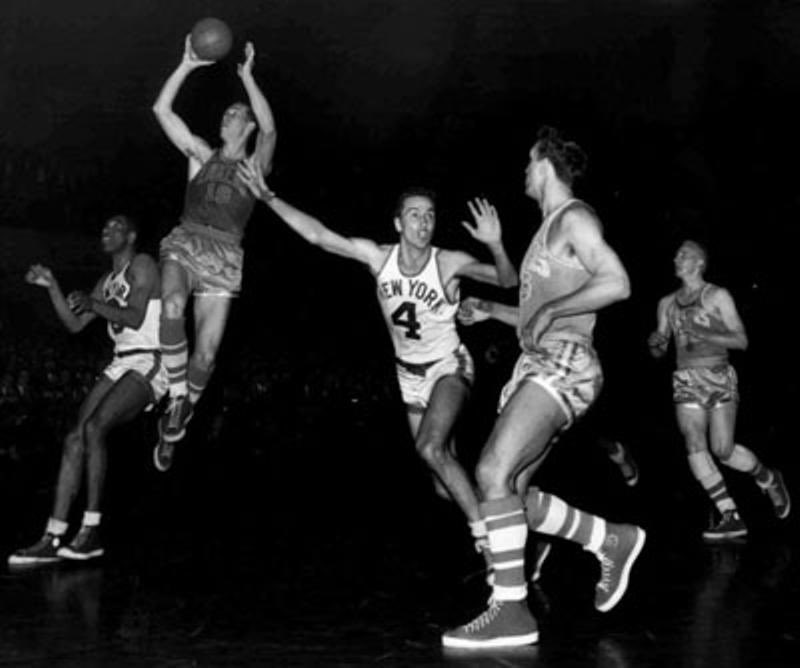 The 3rd Game 7 in NBA history 👀

Minneapolis Lakers vs New York Knicks - 1952 NBA Finals Game 7

The Lakers beat the Knicks 82-65