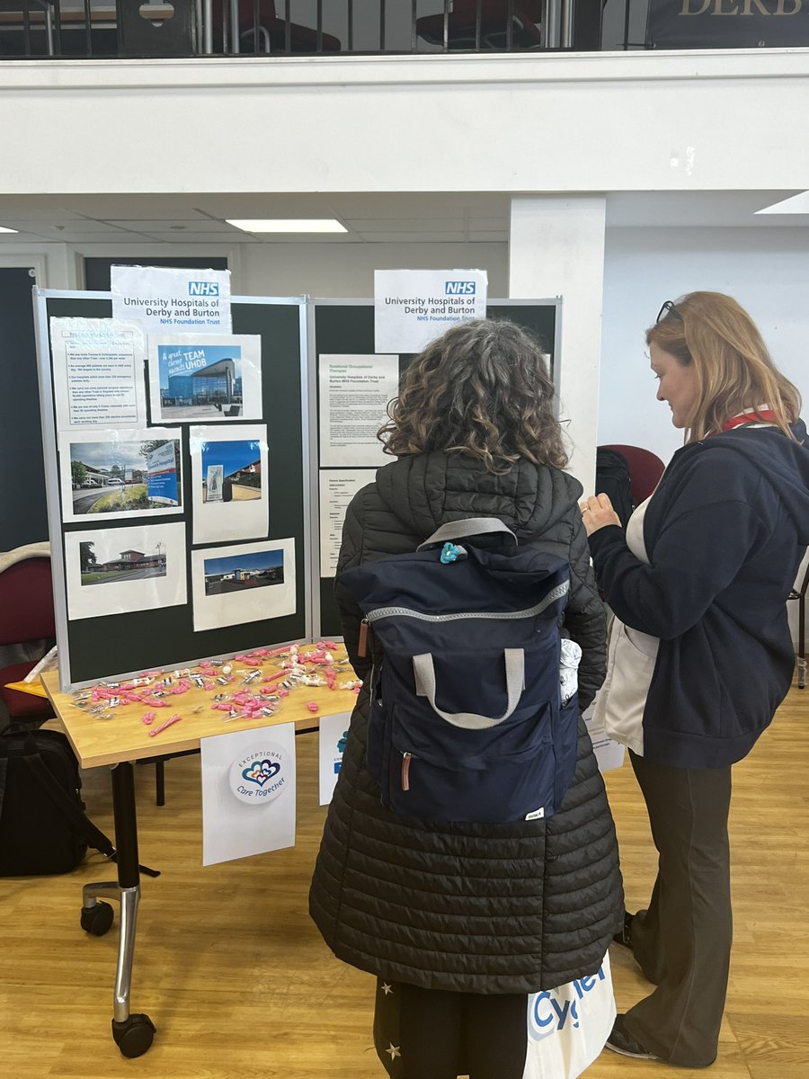 HelenHands_'s tweet photo. Speaking about the varied OT rotation and OT opportunities @UHDBTrust at @DerbyUni job fair today. Excited to hopefully see some of the lovely students in the future @UHDBAHPs @DerbyshireAHP https://t.co/bi2kPEbTXe
