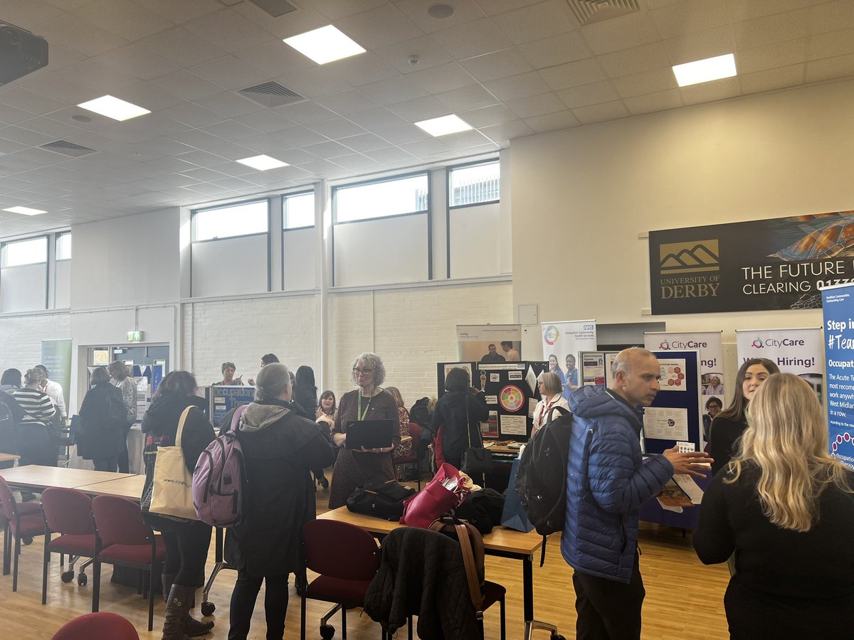HelenHands_'s tweet photo. Speaking about the varied OT rotation and OT opportunities @UHDBTrust at @DerbyUni job fair today. Excited to hopefully see some of the lovely students in the future @UHDBAHPs @DerbyshireAHP https://t.co/bi2kPEbTXe