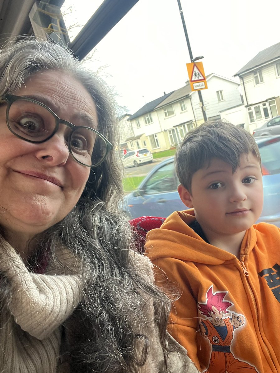 debbsiedo's tweet photo. On our way for afternoon tea ☕️🫖🥪🍰🧁 https://t.co/QS0MgtQUo8